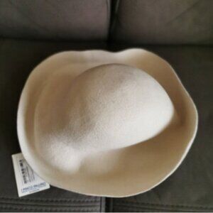 Wool hat pinco pallino bnwt